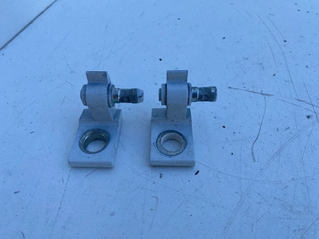 Rear door hinge set – Volkswagen e-Golf (2014-)