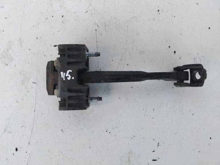 Rear door check strap stopper – Volvo V70 (2005-2008)