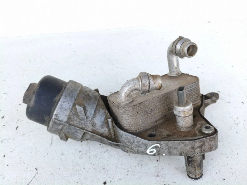 Oil filter mounting bracket 55578737