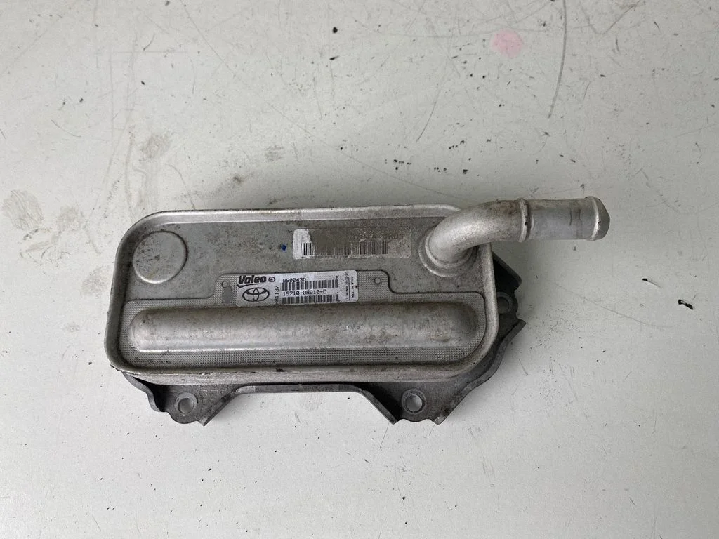Eļļas filtra turētājs/dzesētājs 157100R010C