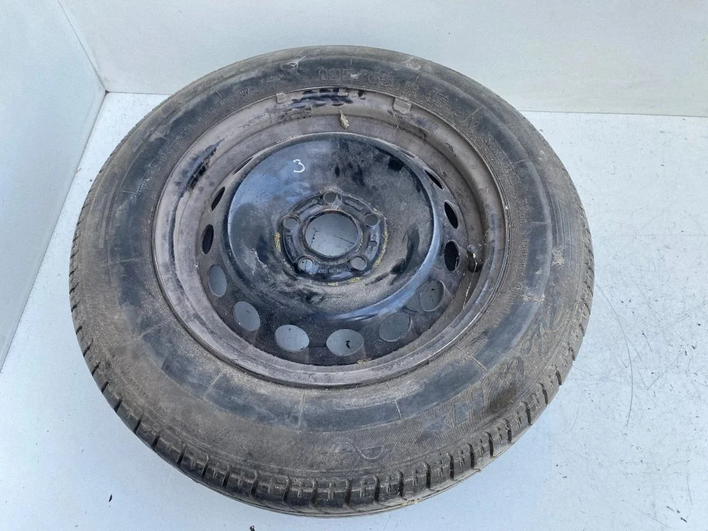 R15 tērauda štancētais disks (-i) 9157507
