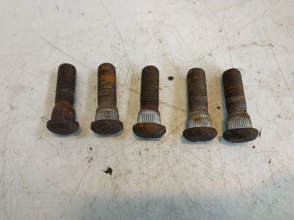 Nuts/bolts NOCODE