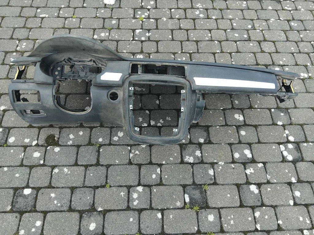Dashboard A2516800587