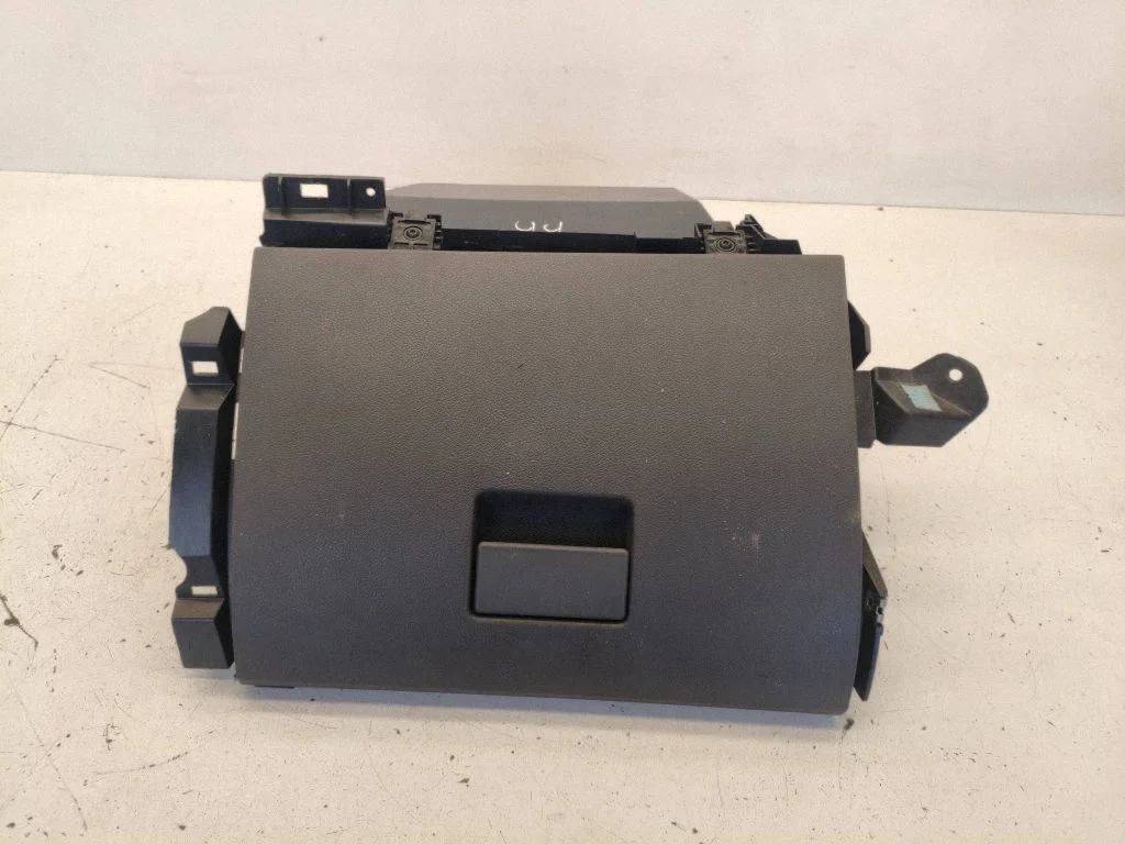 Schowek pasażera 3M51R06044ALW