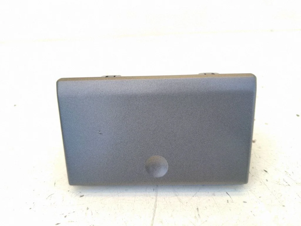 Car ashtray – Opel Vectra C (2002-2005)