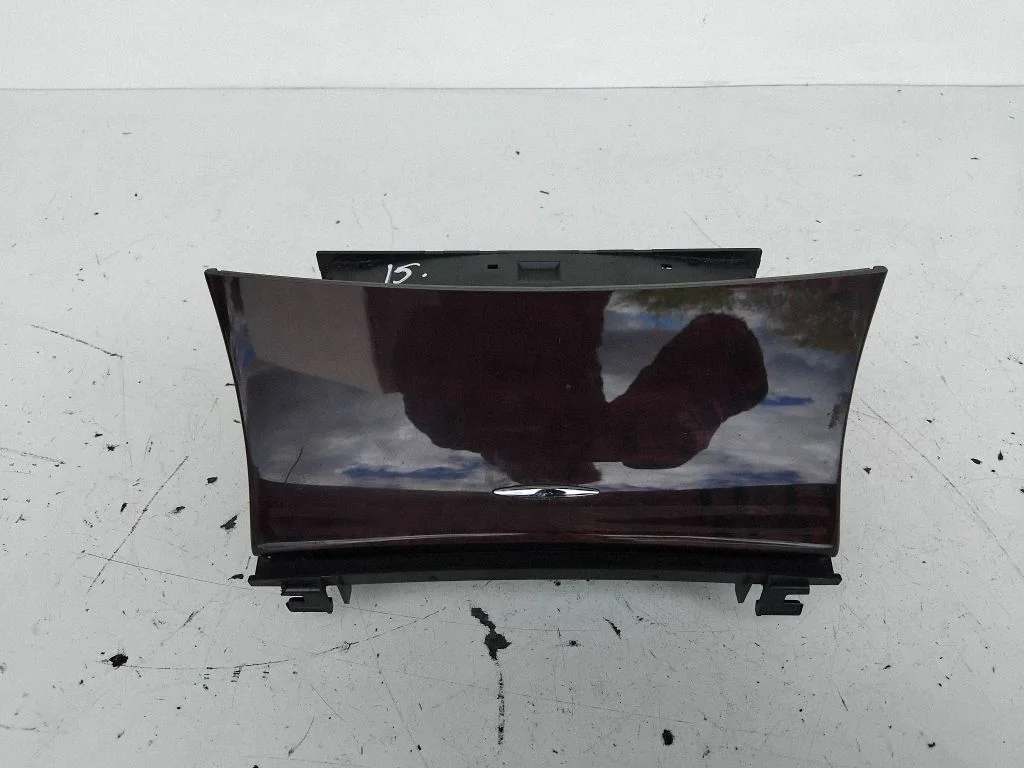 Car ashtray – Mercedes-Benz E-Class W211 (2002-2009)