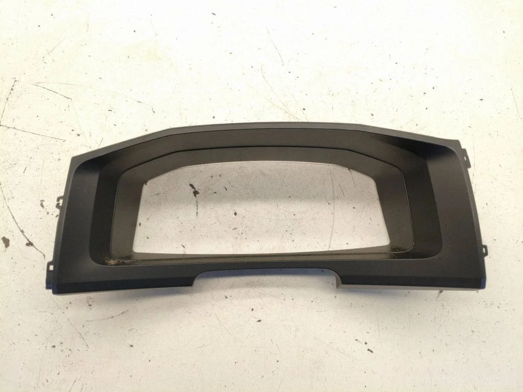 Dashboard trim 7E1857053A