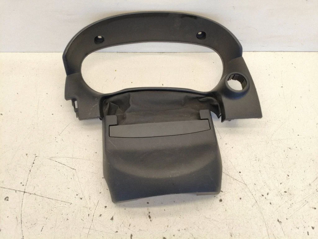 Instrumentu paneļa apdare KD4555421