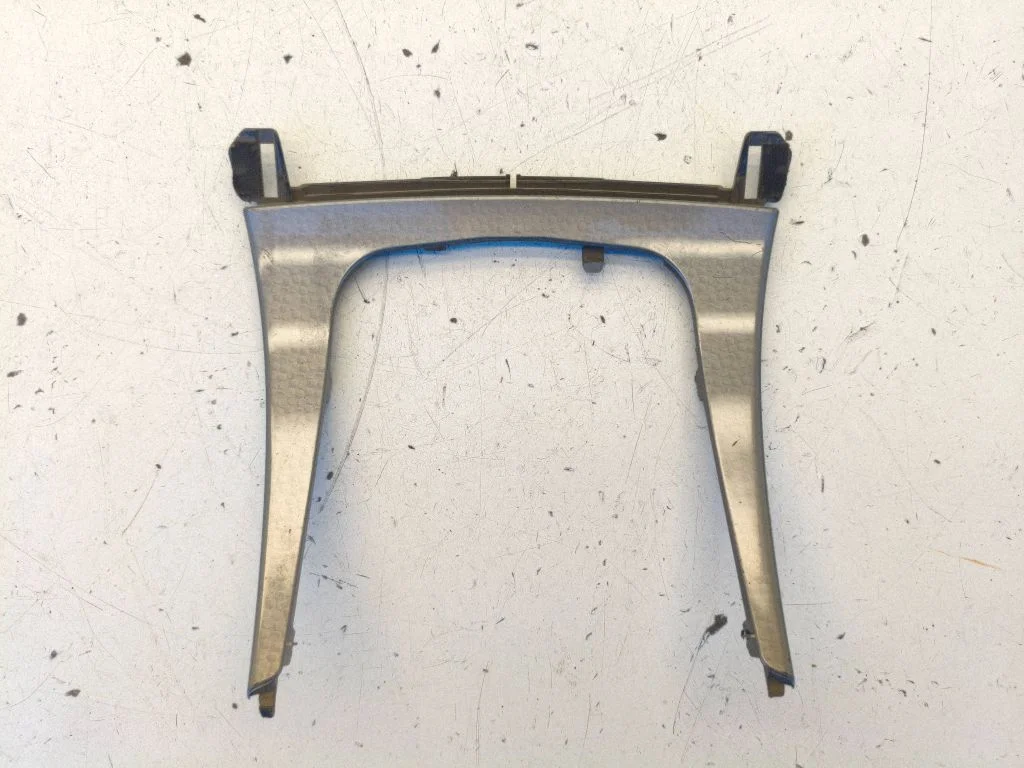 Gear shifter surround trim plastic 13245741