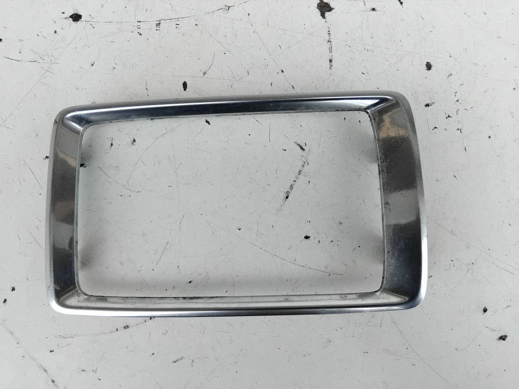 Gear shifter surround trim plastic GMM264351