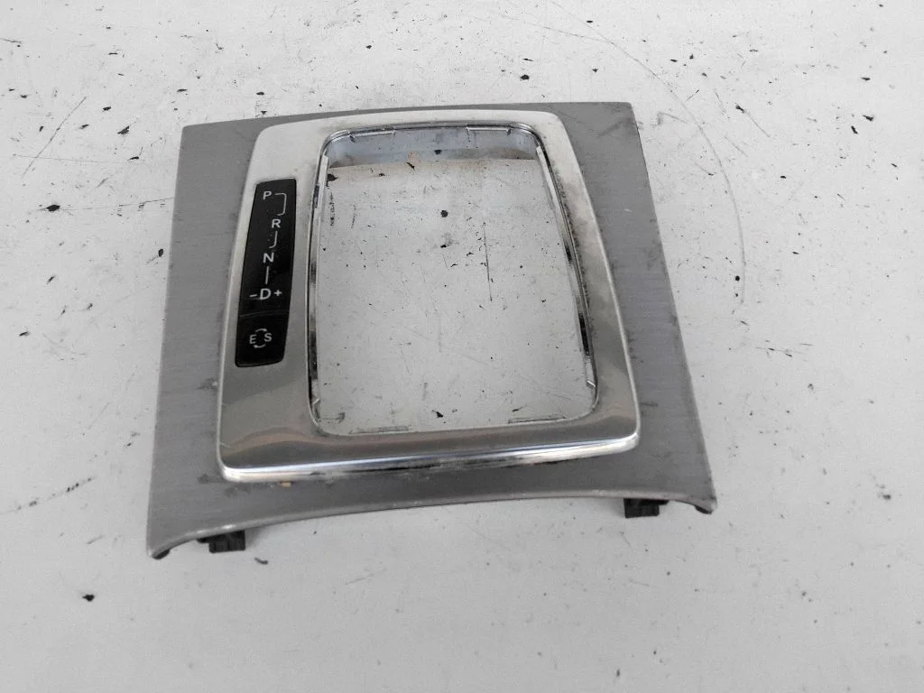 Ramka dźwigni zmiany biegów (plastikowa) A2126805907