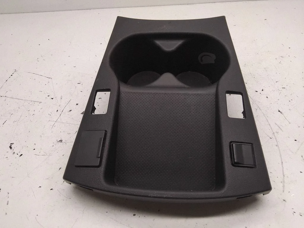 Cup holder front 689T23NL0A