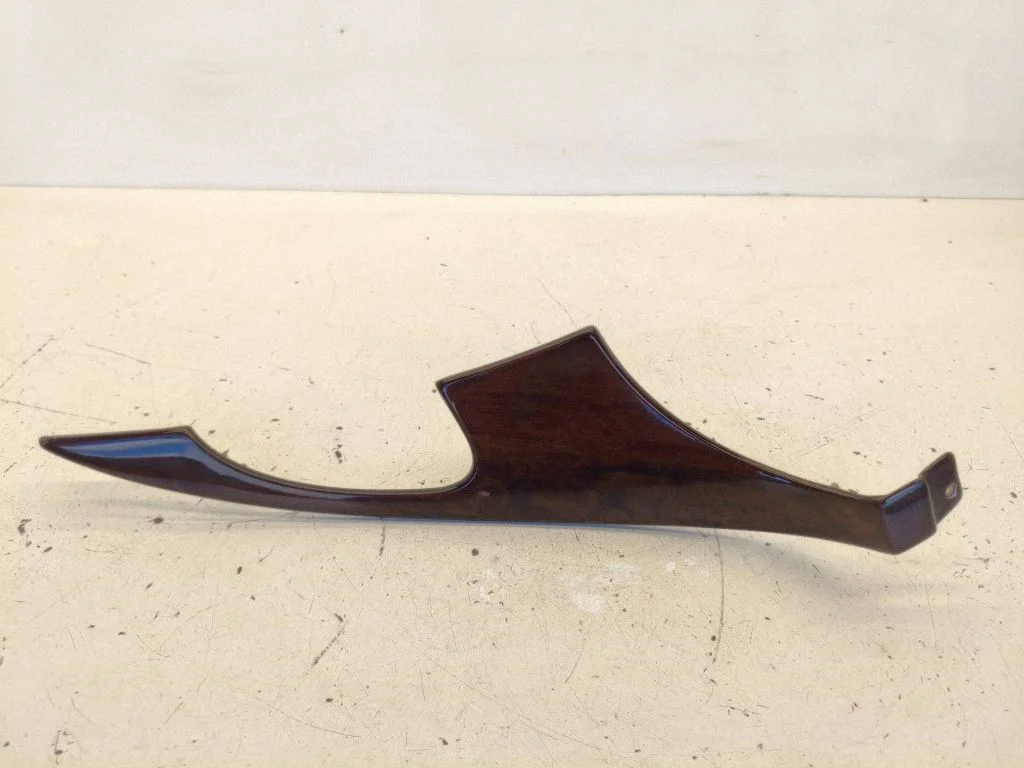 Front door trim bar – Mercedes-Benz E-Class W211 (2002-2009)