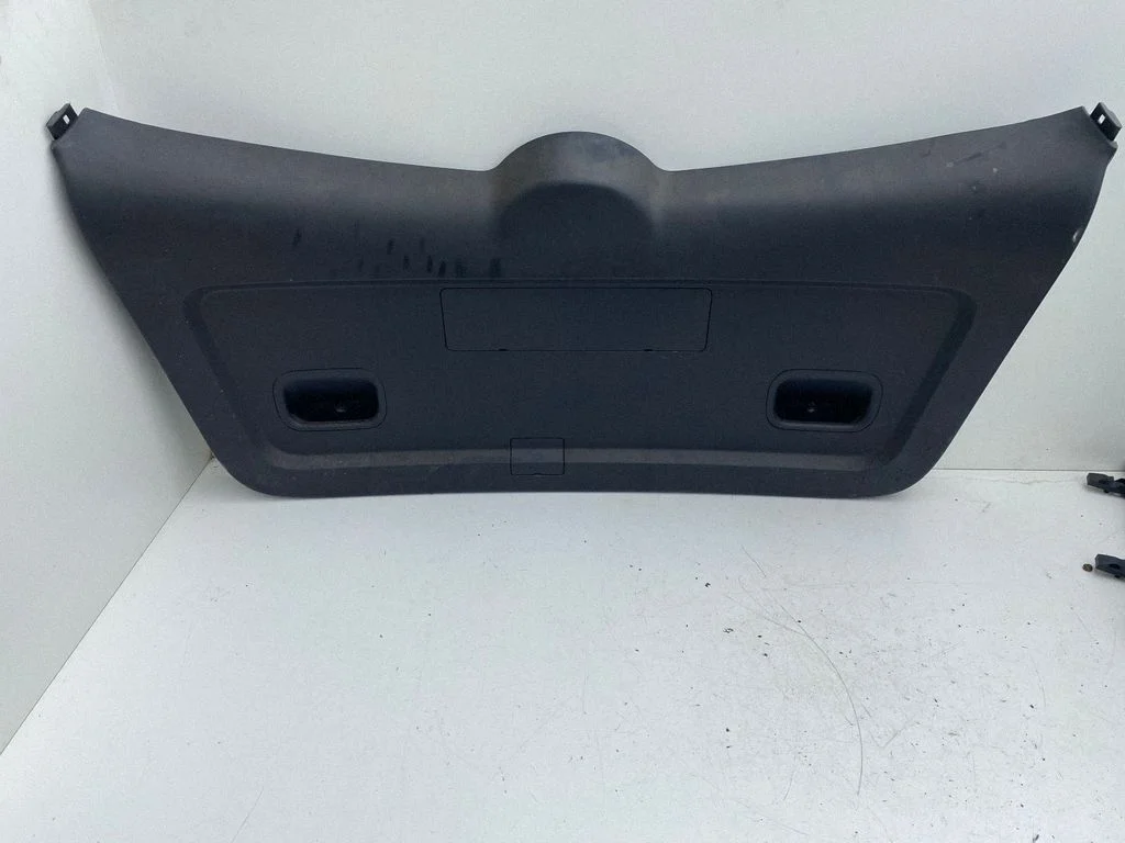 Tailgate/boot lid cover trim 67765OFO10