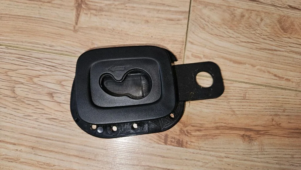 Cargo luggage net fixing mount – Volvo V60 (2013-2018)