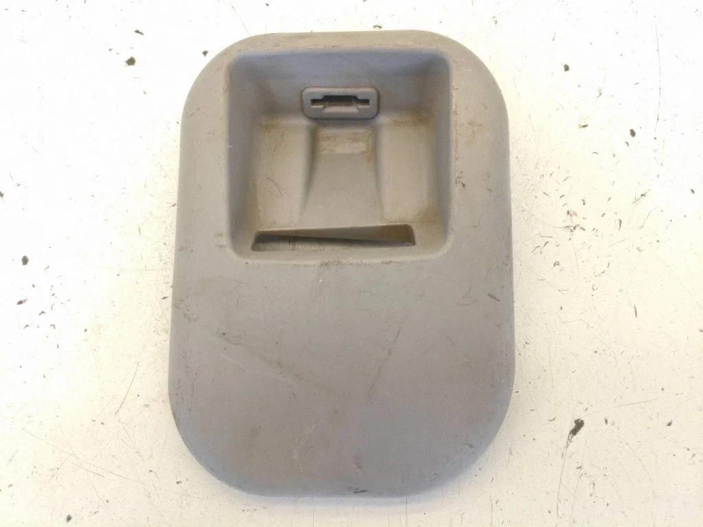 Seat belt trim – KIA Sportage (2011-2016)