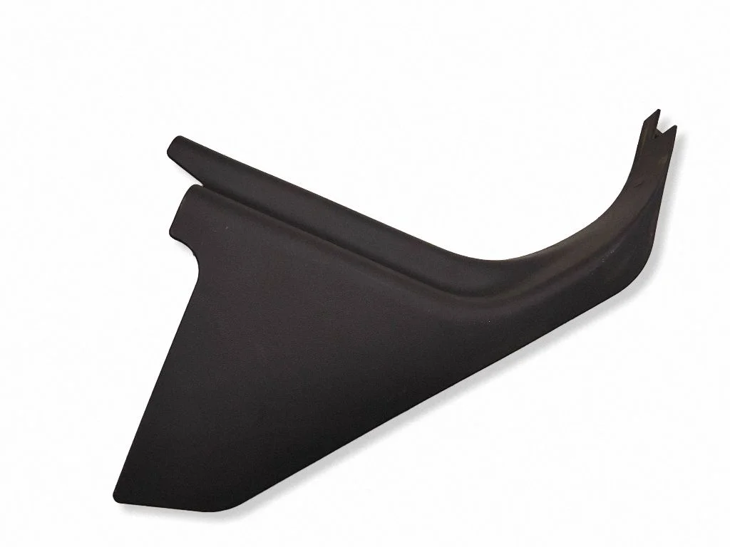 Kāju telpas sānu apdare EMC500301