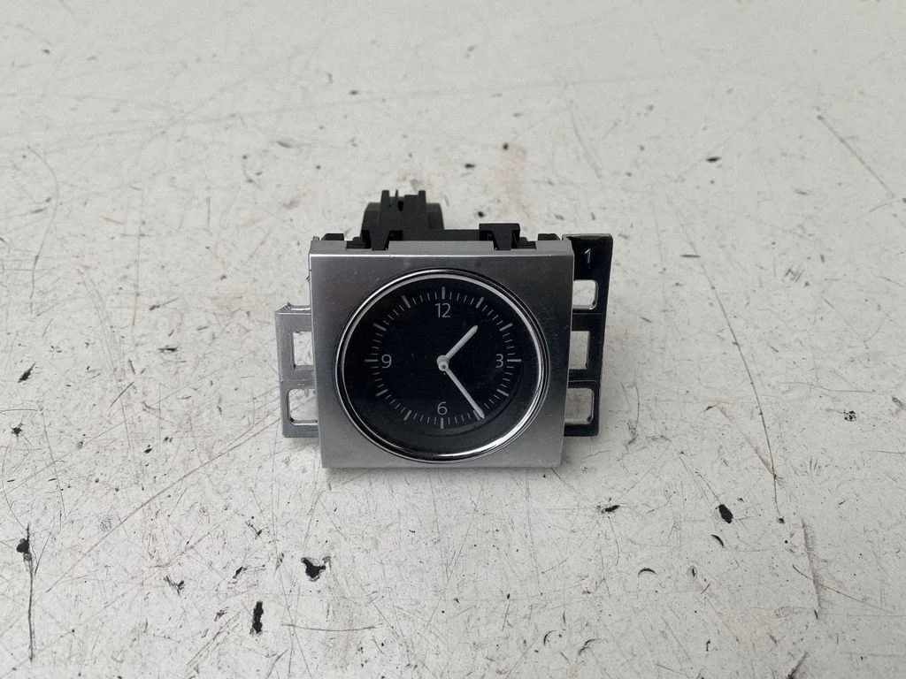Clock 3AA919204A