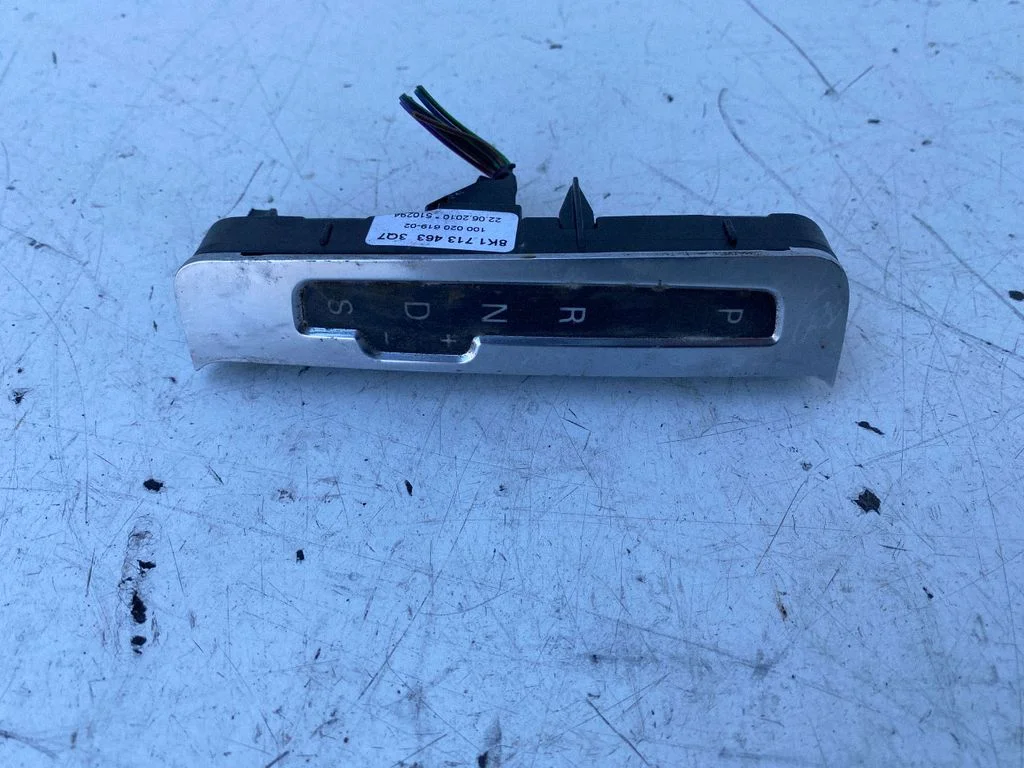 Gear shift selector indicator 8K1713463