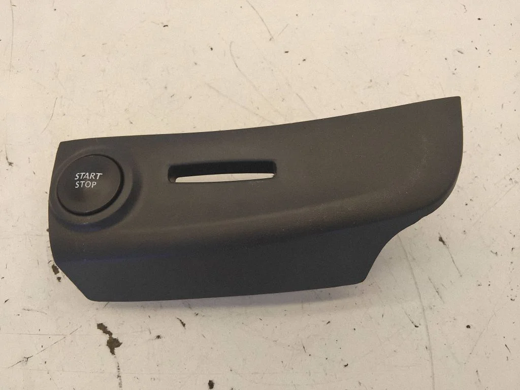 Przycisk start/stop silnika – Renault Clio IV (2012-2019)