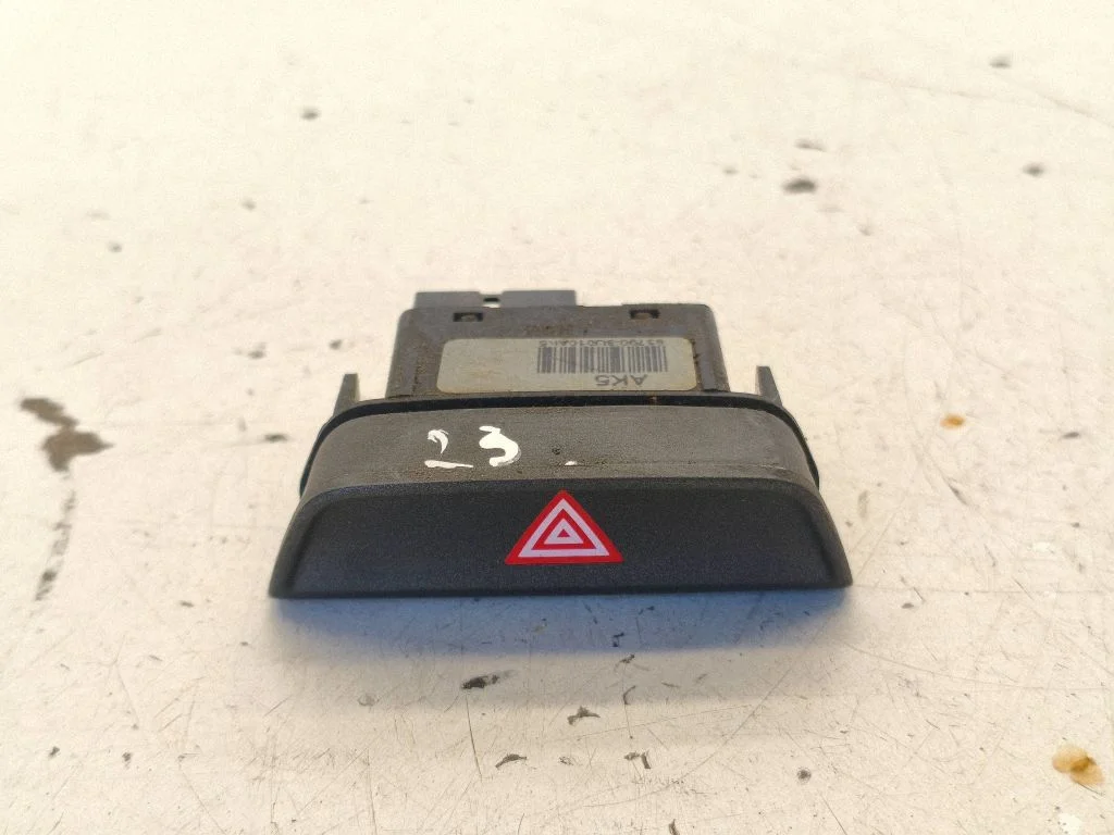 Hazard light switch 4913601110
