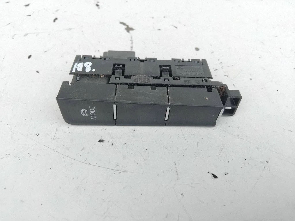 Citi slēdži/rokturi/pārslēdži 5G1927137M