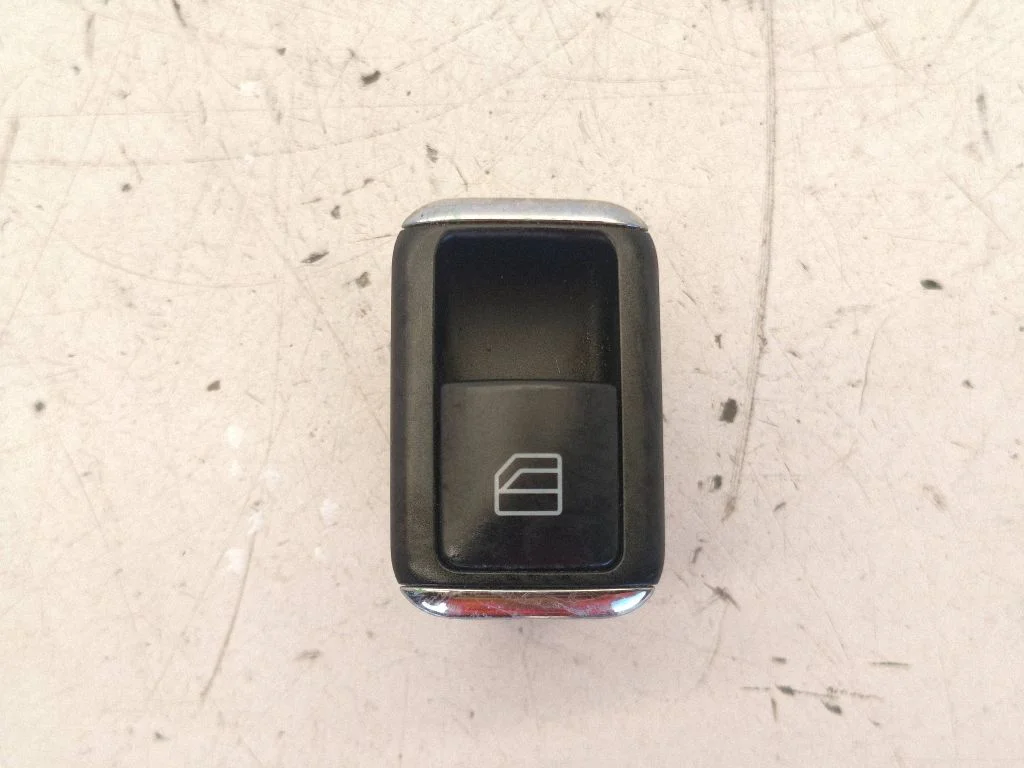 Elektriaknate lüliti A2048707358