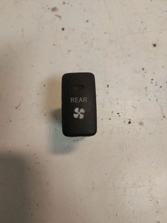 Interior fan control switch 153641