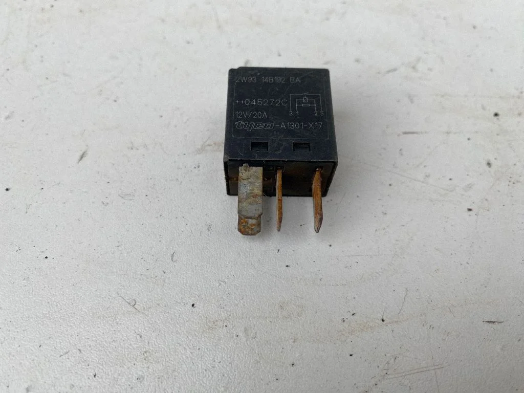 Other relay 2W9314B192BA