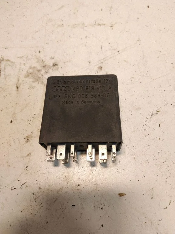 Light relay – Audi A6 Allroad C5 (1999-2005)