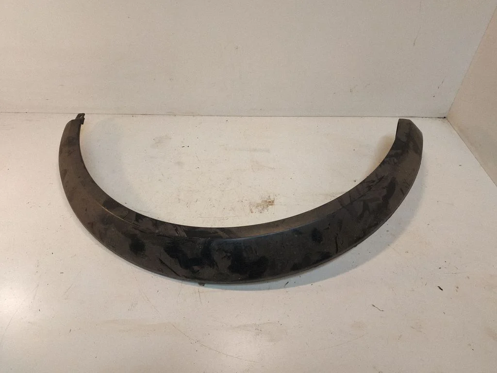Rear arch trim 4Z7853818