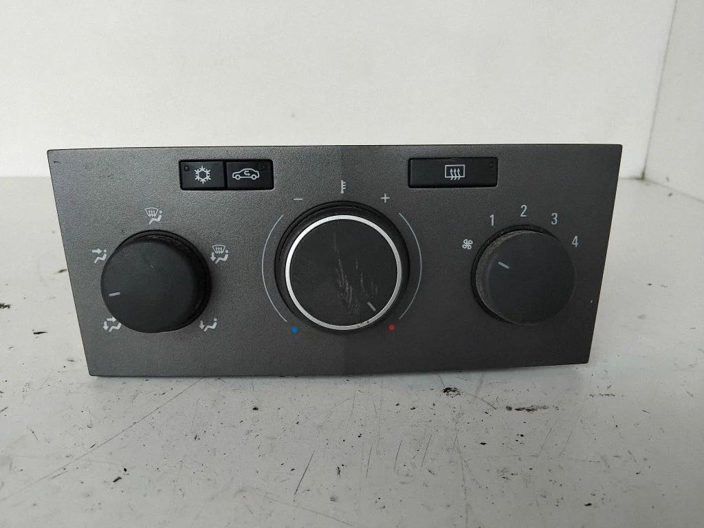 Climate control unit 90151241