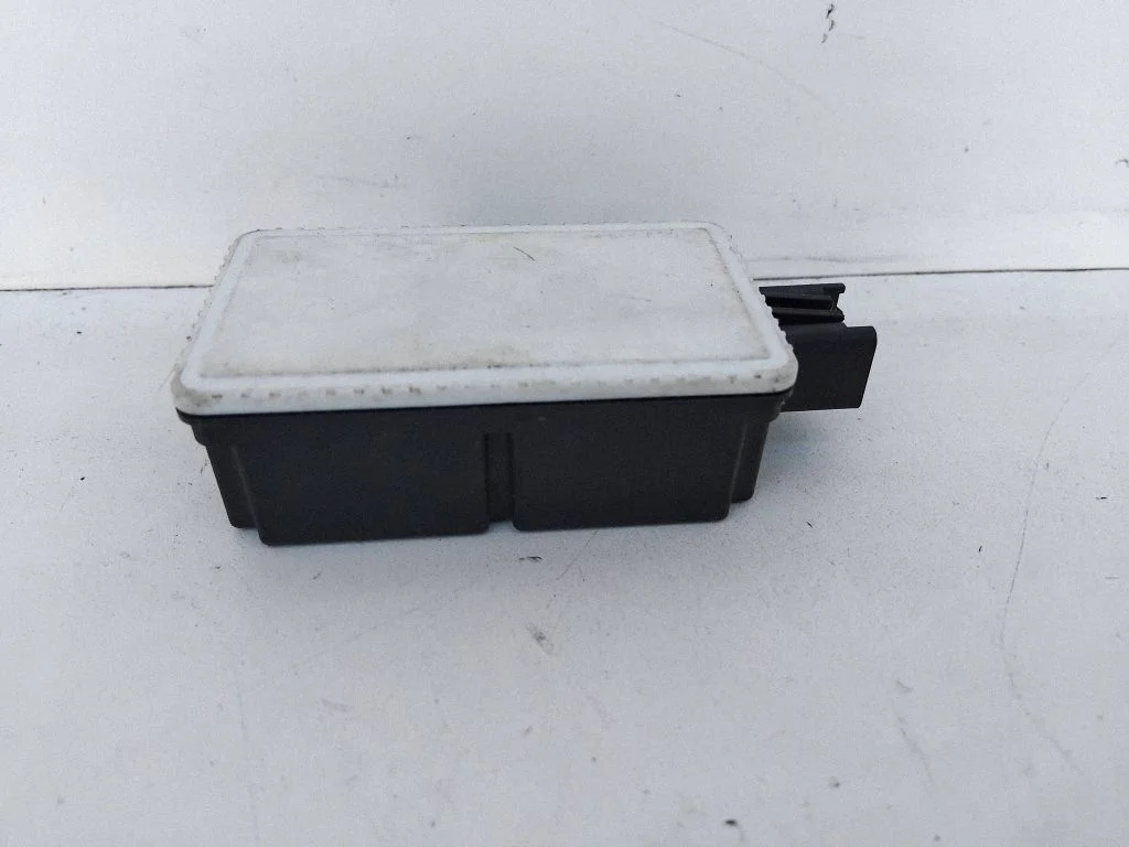 Door central lock control unit/module – Volvo XC60 (2009-2013)