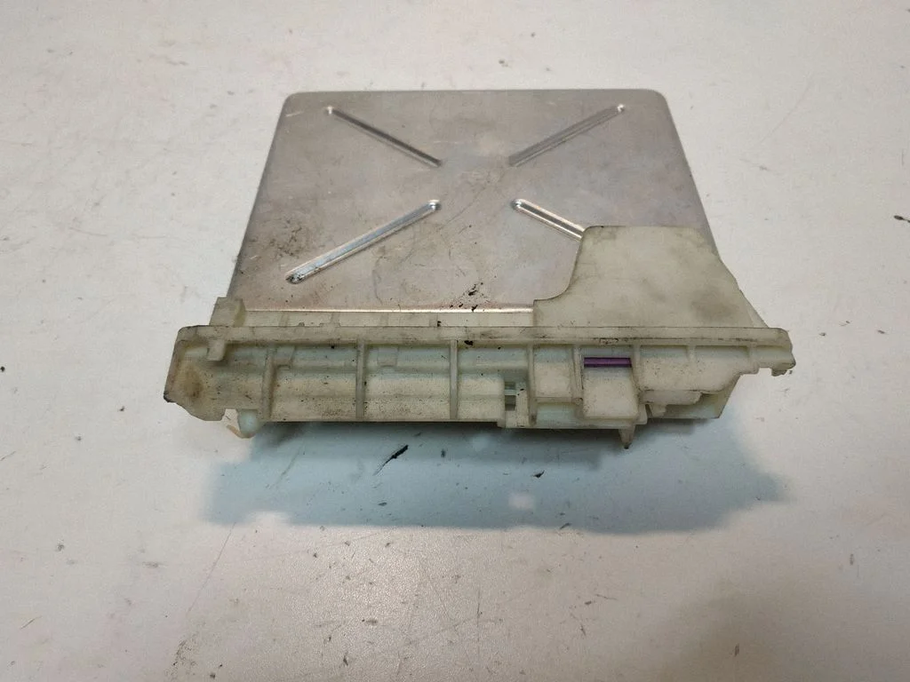 Pārnesumkārbas vadības bloks 00008863A2