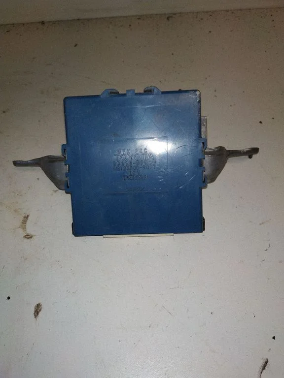 Süüte juhtplokk – Toyota Corolla Verso E121 (2004-2007)