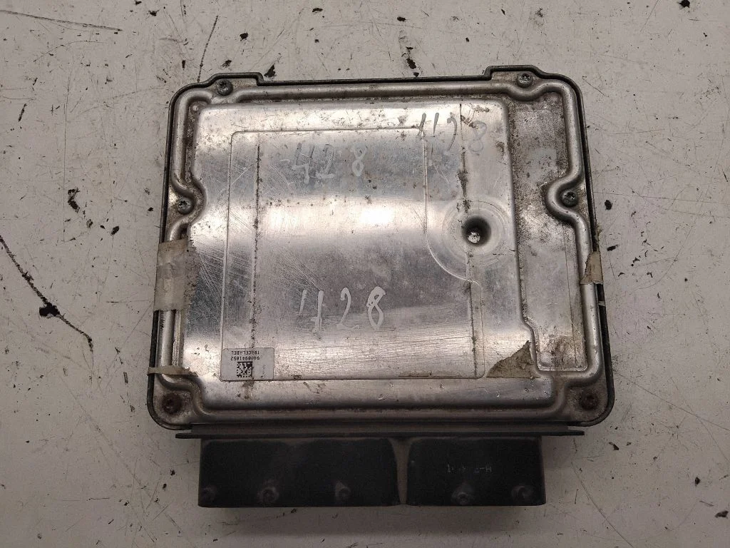 Engine control unit/module 55573330