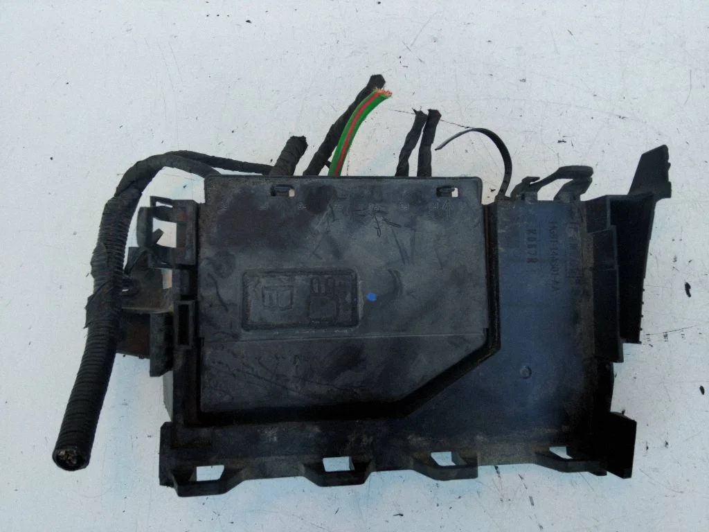 Drošinātāju kārba (komplekts) HG9T14A301AA