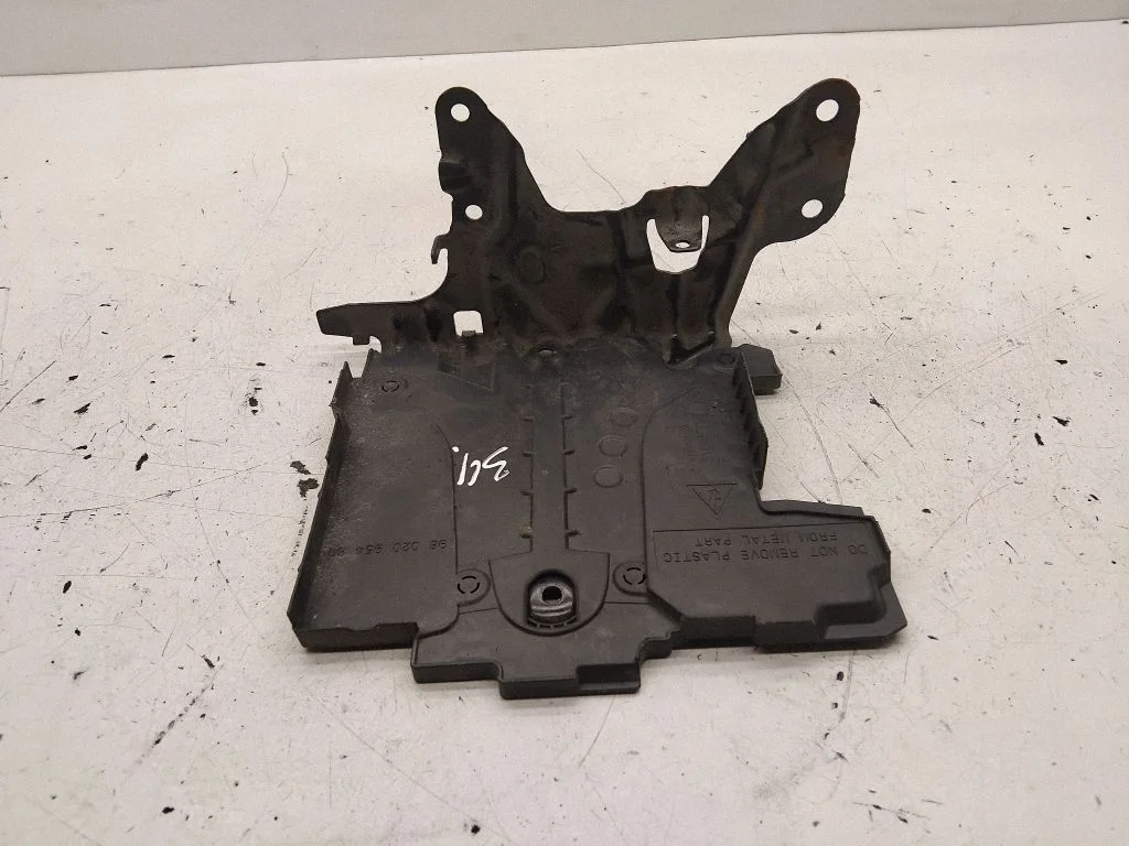 Battery tray – Peugeot 308 (2013-2021)