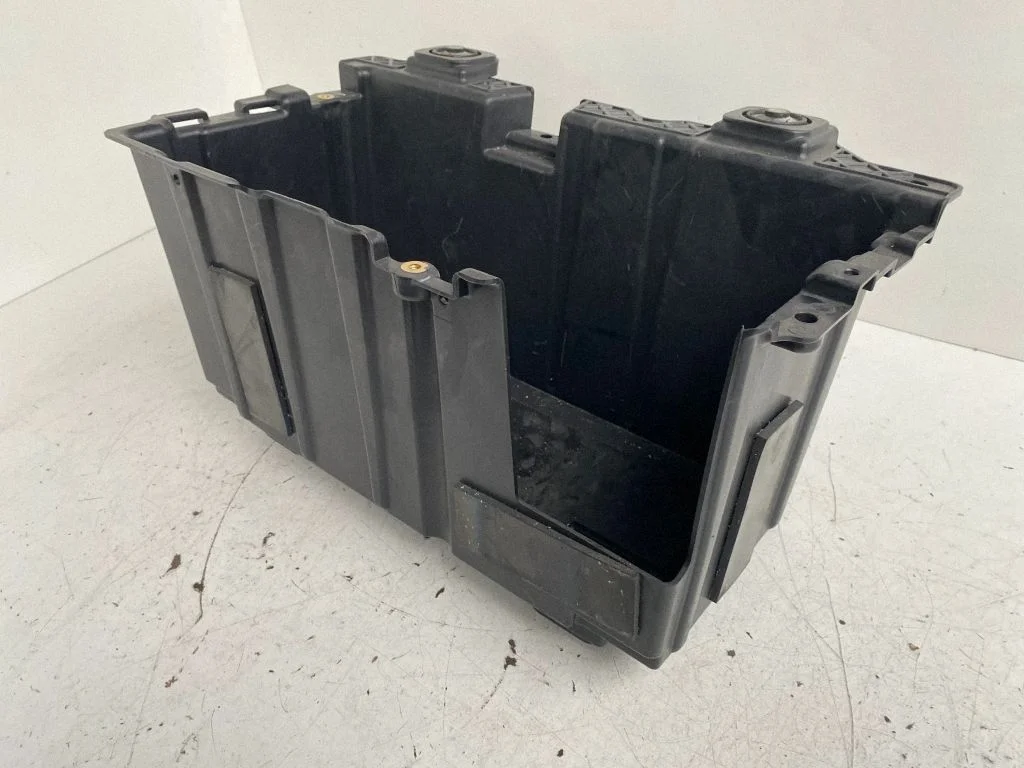 Battery box tray