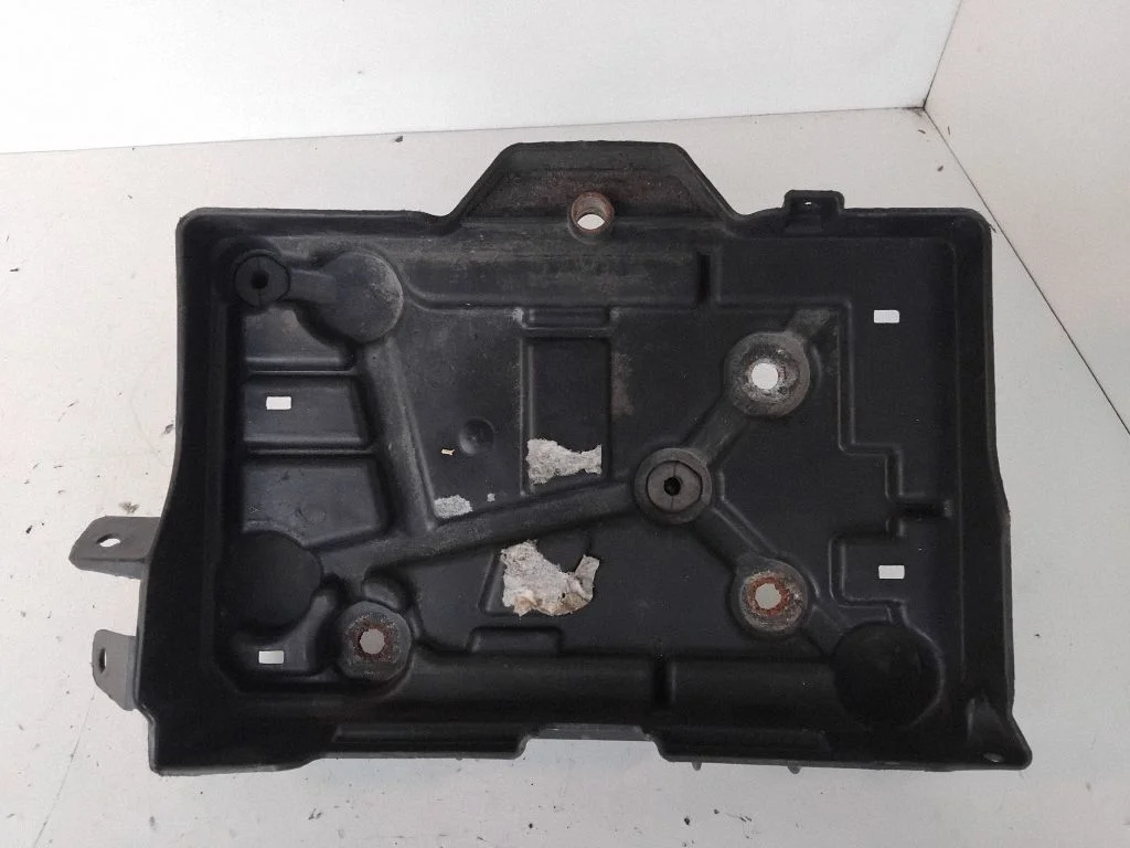 Akumulatora paliktnis 51828595