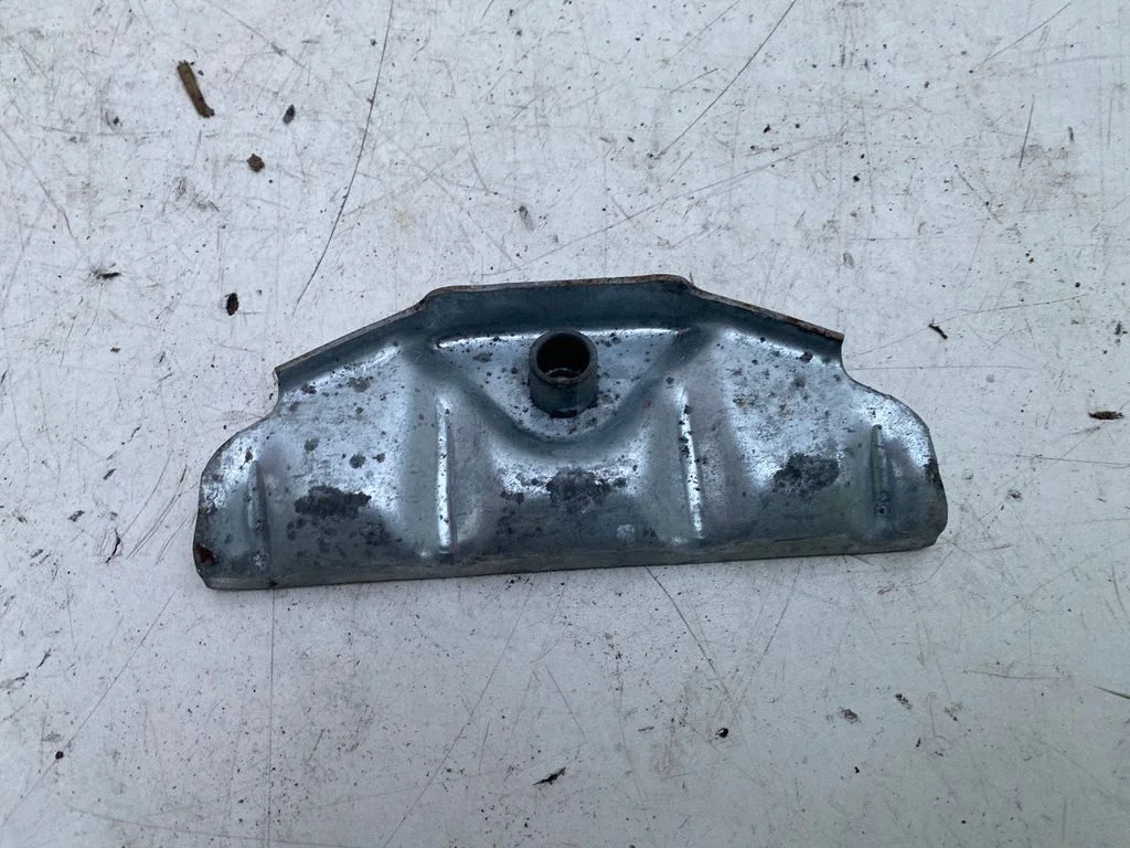 Battery bracket – Volvo S80 (2004-2006)