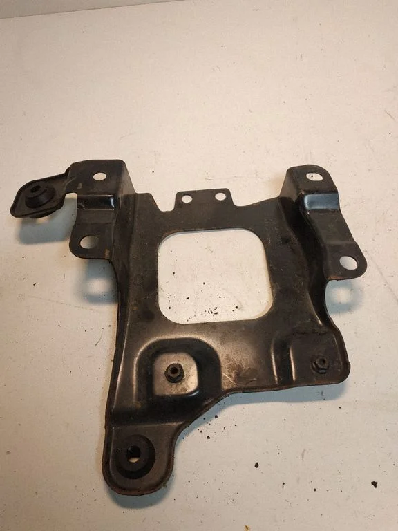 Akumulatora kronšteins 3M51R6K034AF