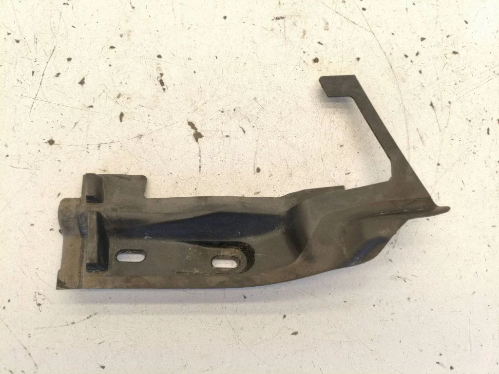 Cita motora nodalījuma detaļa A4478840300