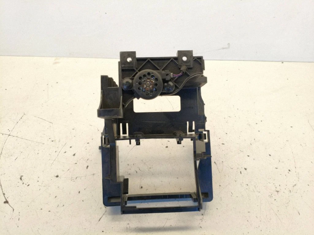 Cita salona detaļa 5N1959503B