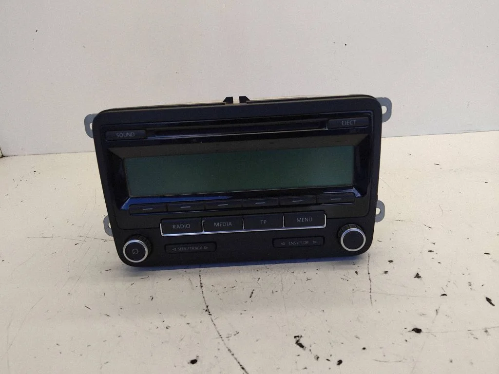 Radio/CD/DVD/GPS head unit 1K0035186AB