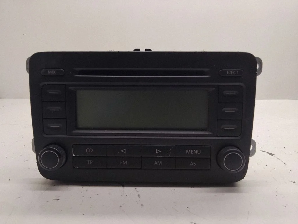 Raadio / CD/DVD-mängija / navigatsioon – Volkswagen Golf Plus (2005-2013)