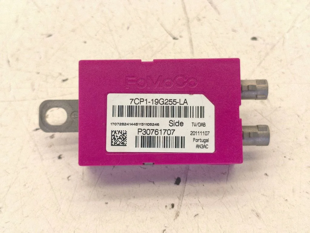 Antenas pastiprinātājs 7CP119G255LA