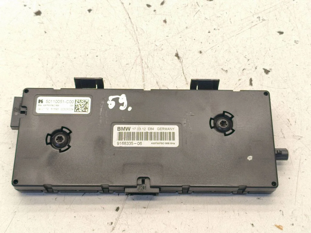 Aerial antenna amplifier – BMW X1 E84 (2009-2015)