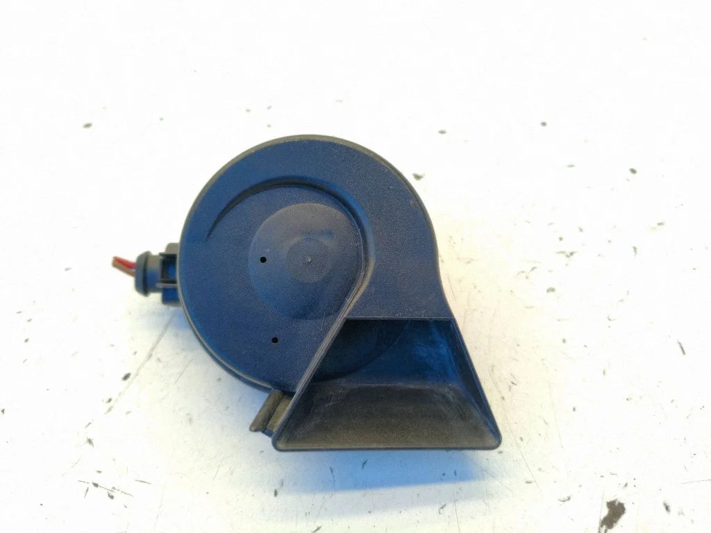 Skaņas signāls 8T0951221A