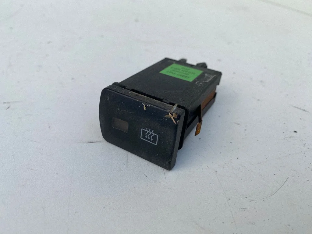 Stikla apsildes slēdzis 8LO941503A